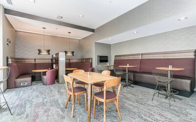 Courtyard by Marriott West Springfield
