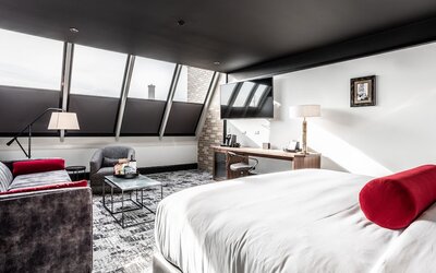 Bottleworks Hotel