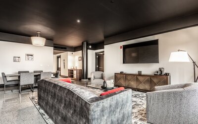 Bottleworks Hotel