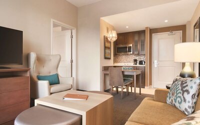Homewood Suites by Hilton Calgary Downtown
