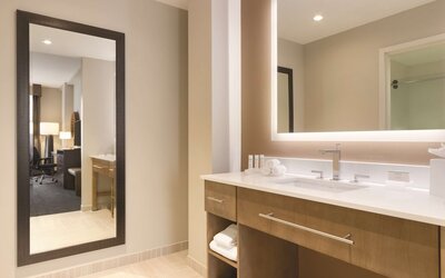Homewood Suites by Hilton Calgary Downtown