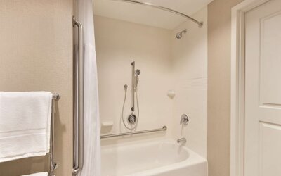 Homewood Suites by Hilton Calgary Downtown