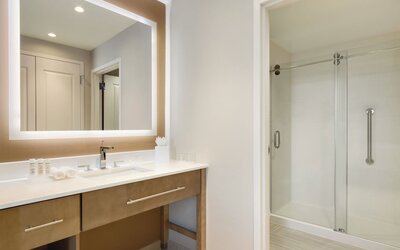 Homewood Suites by Hilton Calgary Downtown