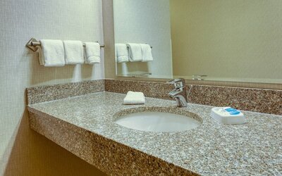 Drury Inn & Suites Indianapolis Northeast