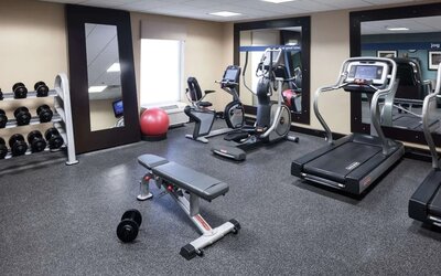 Well equipped fitness center at Hampton Inn & Suites Gainesville-Downtown.