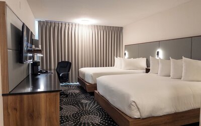 Carriage House Hotel & Conference Centre