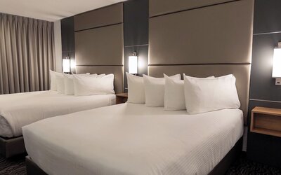 Carriage House Hotel & Conference Centre