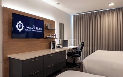 Carriage House Hotel & Conference Centre