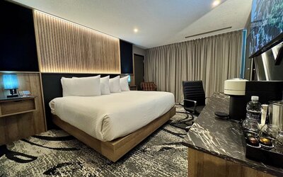 Carriage House Hotel & Conference Centre