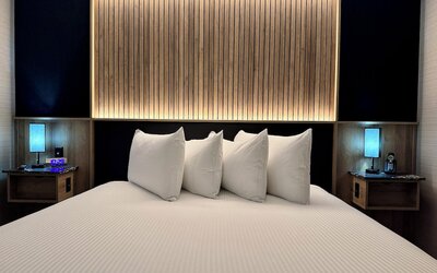 Carriage House Hotel & Conference Centre