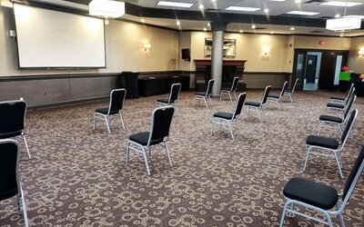 Best Western Plus Village Park Inn