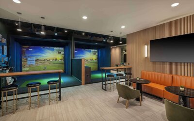 Hilton Indianapolis Hotel & Suites