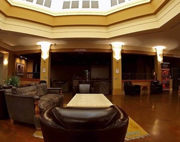 Grand Hotel & Conference Centre Calgary Airport, an Ascend Collection Hotel