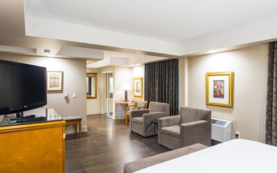 Grand Hotel & Conference Centre Calgary Airport, an Ascend Collection Hotel