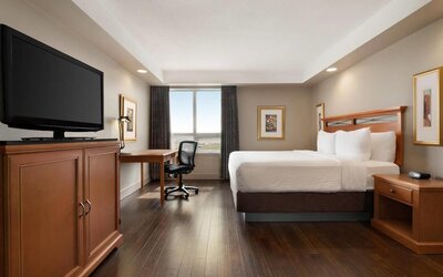 Grand Hotel & Conference Centre Calgary Airport, an Ascend Collection Hotel