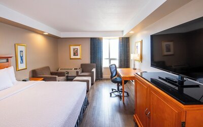 Grand Hotel & Conference Centre Calgary Airport, an Ascend Collection Hotel
