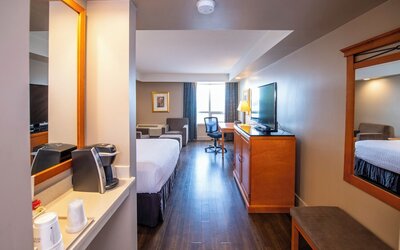 Grand Hotel & Conference Centre Calgary Airport, an Ascend Collection Hotel