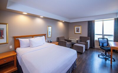 Grand Hotel & Conference Centre Calgary Airport, an Ascend Collection Hotel