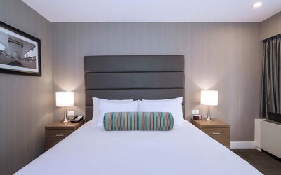 Sandman Signature Calgary Downtown Hotel