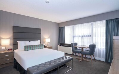 Sandman Signature Calgary Downtown Hotel