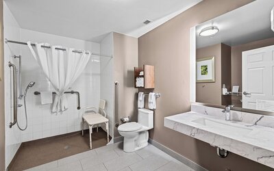 Staybridge Suites Calgary Airport by IHG