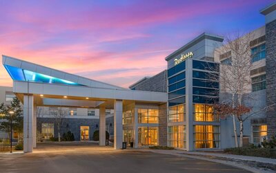 Radisson Hotel & Conference Centre Calgary Airport