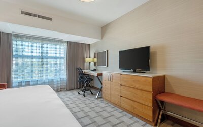 Radisson Hotel & Conference Centre Calgary Airport