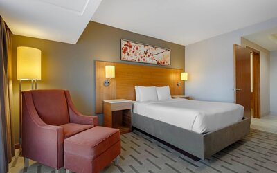 Radisson Hotel & Conference Centre Calgary Airport
