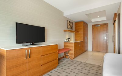 Radisson Hotel & Conference Centre Calgary Airport
