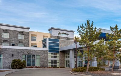 Radisson Hotel & Conference Centre Calgary Airport