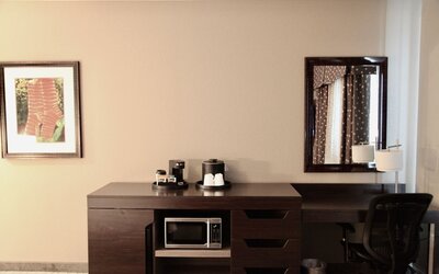 Hampton Inn by Hilton Calgary Airport North