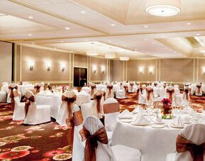 Sheraton Cavalier Calgary Hotel