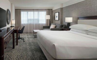 Sheraton Cavalier Calgary Hotel