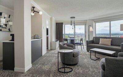 Sheraton Cavalier Calgary Hotel