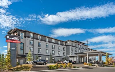Executive Residency by Best Western Calgary City View North