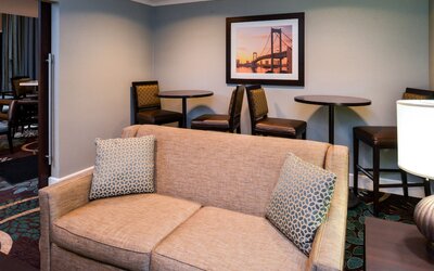 Staybridge Suites Indianapolis Downtown - Convention Center by IHG