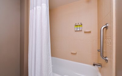 Staybridge Suites Indianapolis Downtown - Convention Center by IHG