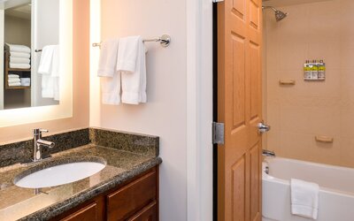 Staybridge Suites Indianapolis Downtown - Convention Center by IHG