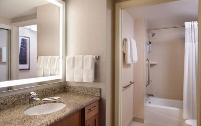 Residence Inn by Marriott Calgary Airport