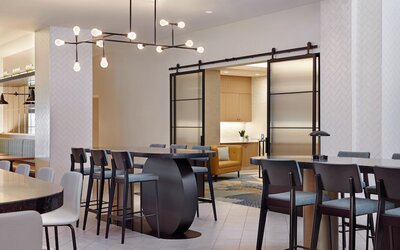 Delta Hotels by Marriott Calgary Airport In-Terminal