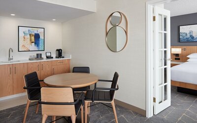 Delta Hotels by Marriott Calgary Airport In-Terminal