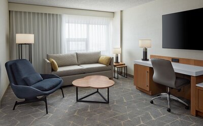 Delta Hotels by Marriott Calgary Airport In-Terminal