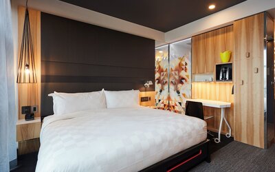 Alt Hotel Calgary East Village