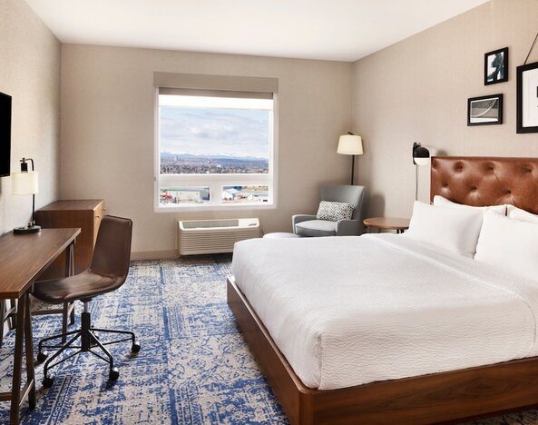 Four Points by Sheraton Calgary Airport