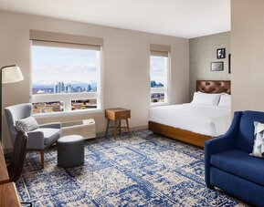 Four Points by Sheraton Calgary Airport