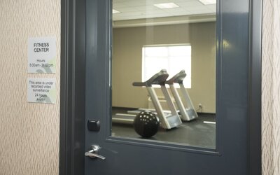 Wingate By Wyndham Calgary Airport