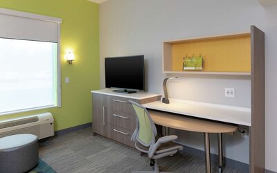 Home2 Suites by Hilton Indianapolis Airport