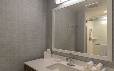 Home2 Suites by Hilton Indianapolis Airport
