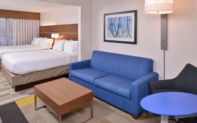 Holiday Inn Express & Suites Indianapolis Dtn-Conv Ctr Area by IHG