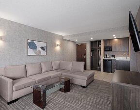 Holiday Inn Calgary-Airport by IHG